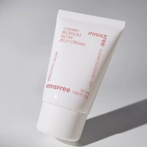 Innisfree Cherry Blossom Glow Jelly Cream Facial Moisturizer Korean Skincare